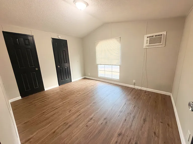 4916 Brown Station Rd #9 — Photo 8