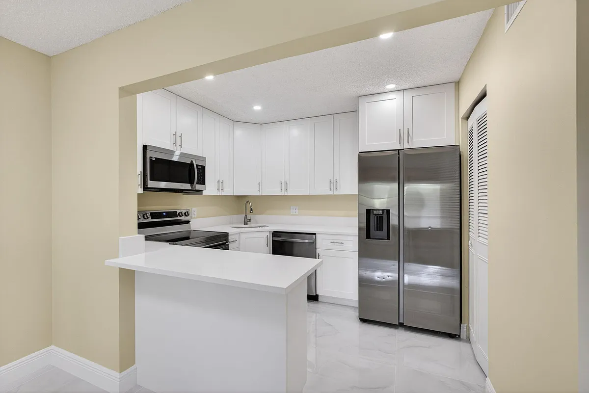 Building Photo - 4947 Sable Pine Cir #D2