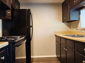 Spacious 1-Bedroom Apartment in Peaceful Kettering Schedule a Tour Today!, 1 br / 1.0 ba, $1095