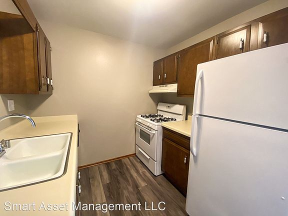 3rd image of 6868 Kathleen Ct #6