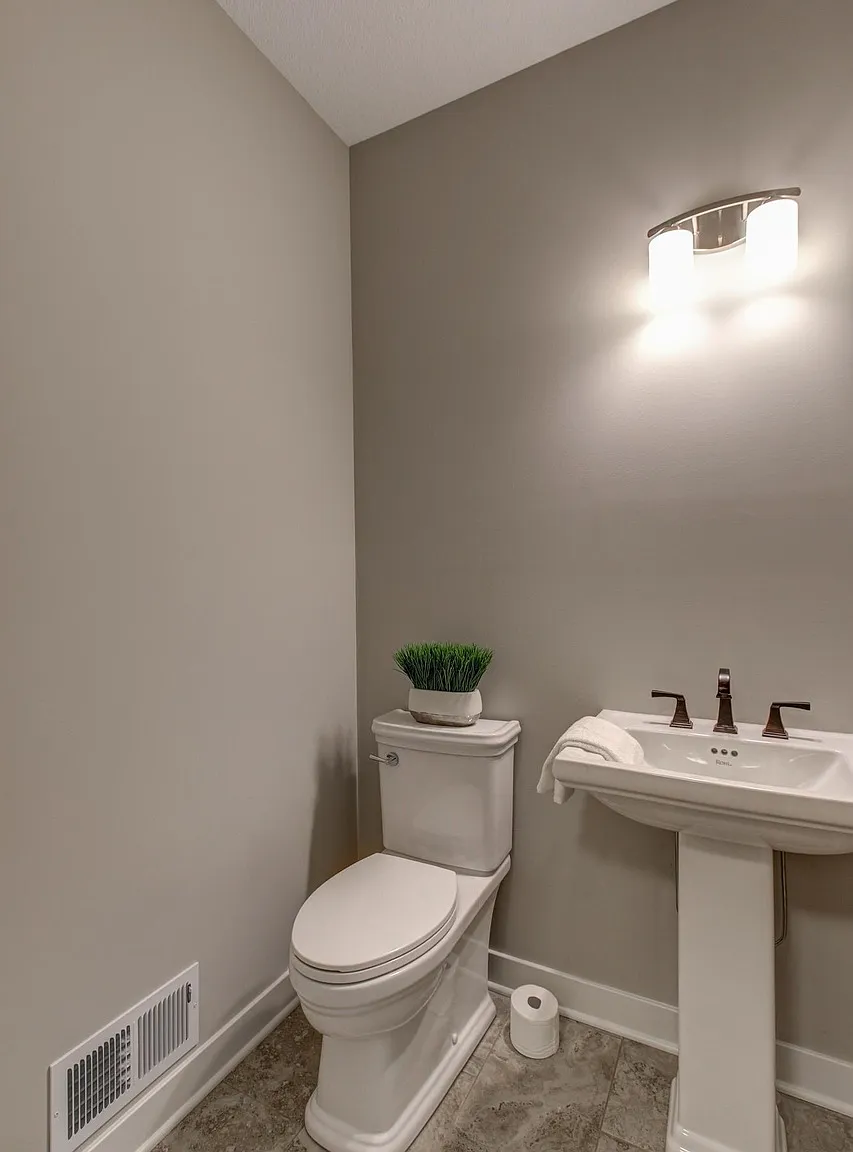 3 bed, 2450 sqft, $3,500 — Photo 4