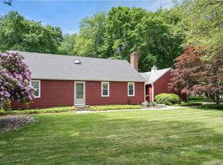 10 Wychwood Rd, Old Lyme, CT 06371