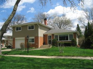 557 Anita St, Des Plaines, IL