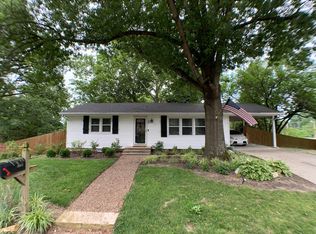 1203 White Oak Ln, Columbia, MO 65203