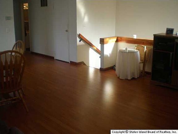 4th image of 217 Bruckner Ave