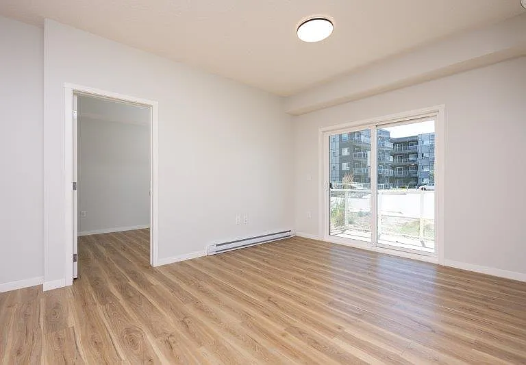 80 N Carrington Plz NW #101 — Photo 10