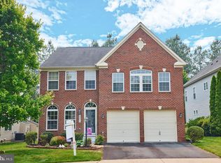 42213 Saint Huberts Pl, Chantilly, VA 20152
