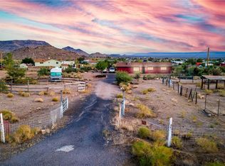 3592 W Agua Fria Dr, Golden Valley, AZ 86413