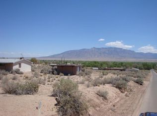 1526 W Ella Dr, Corrales, NM 87048