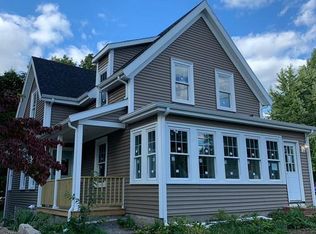 88 Hovenden Ave, Brockton, MA 02302