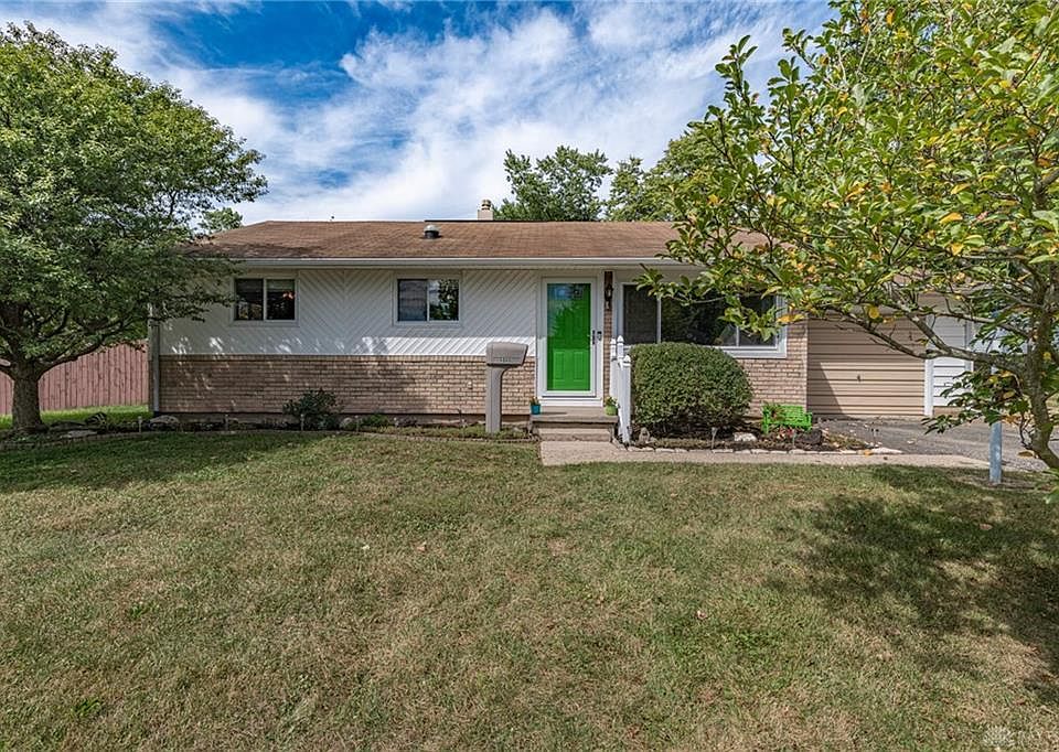 1st image of 5515 Woodbine Ave