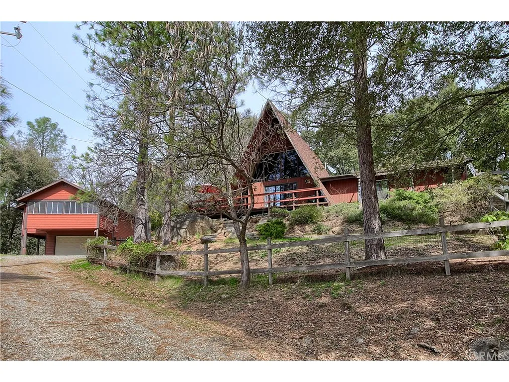 38060 Black Ranch Rd photo 1