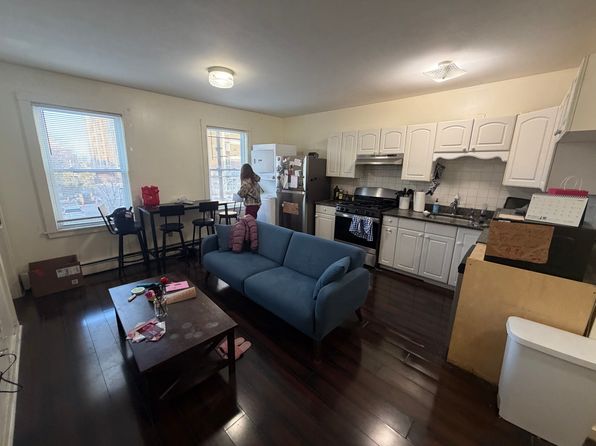 1576 Tremont St #2K