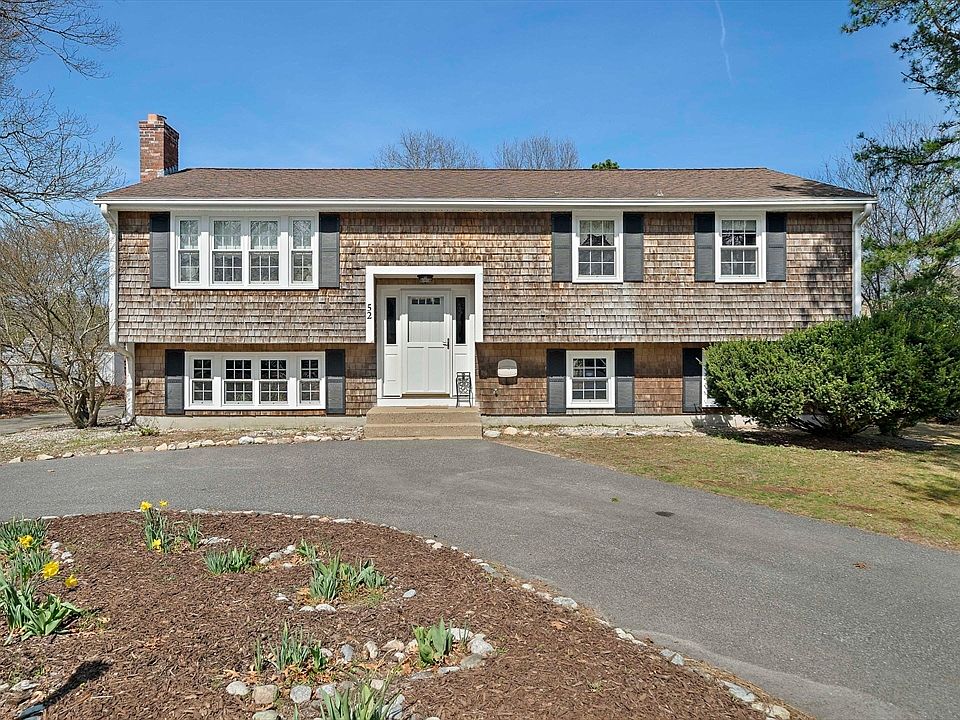 1st image of 52 Montgomery Dr