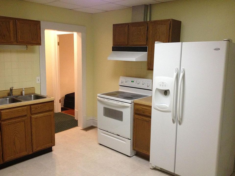 large kitchen with room for table & chairs