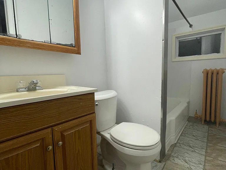 163 Barton St #2 — Photo 2