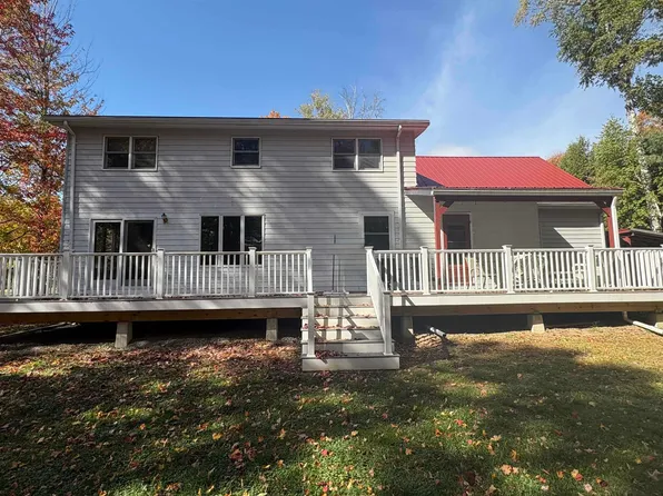 70 Stagecoach Drive, Newport City, VT 05855