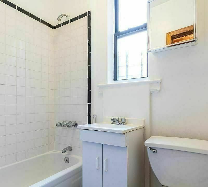1st image of 28 Macombs Pl APT 12