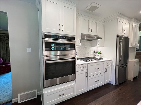 4th image of 104 Randy Dr