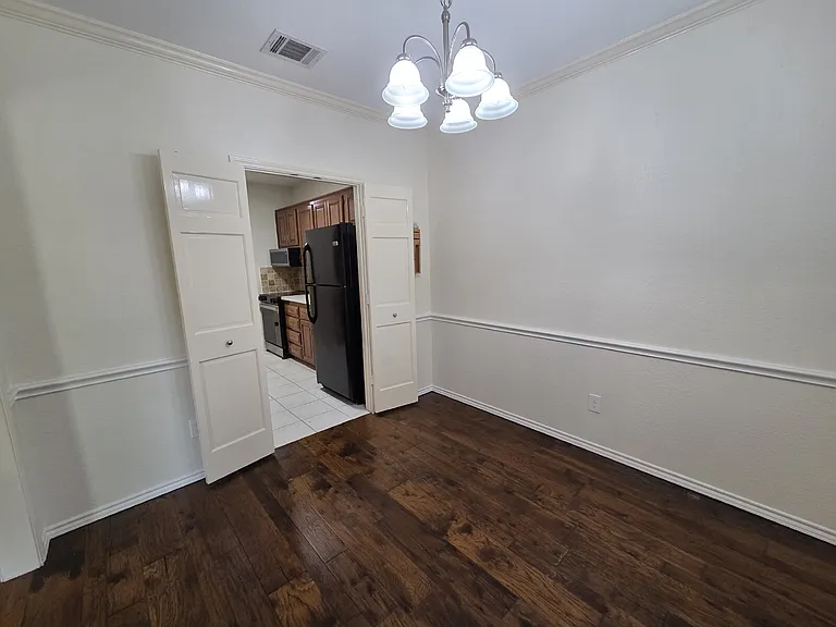 5839 Lake Point Dr — Photo 6