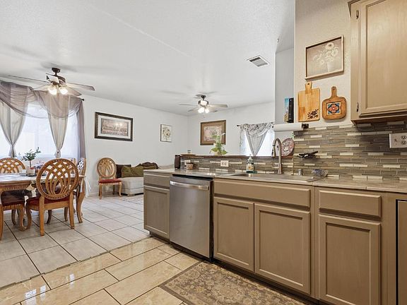 2nd image of 2134 Roberta Ave