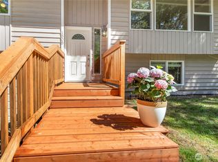 1505 SE Shadowood Dr, Pt Orchard, WA 98367