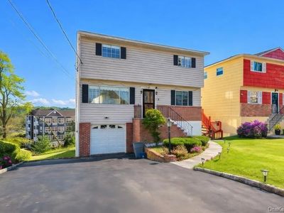 65 Skymeadow Place, Elmsford, NY, 10523