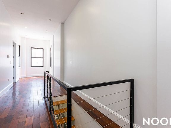 3rd image of 46 New York Ave APT 1L