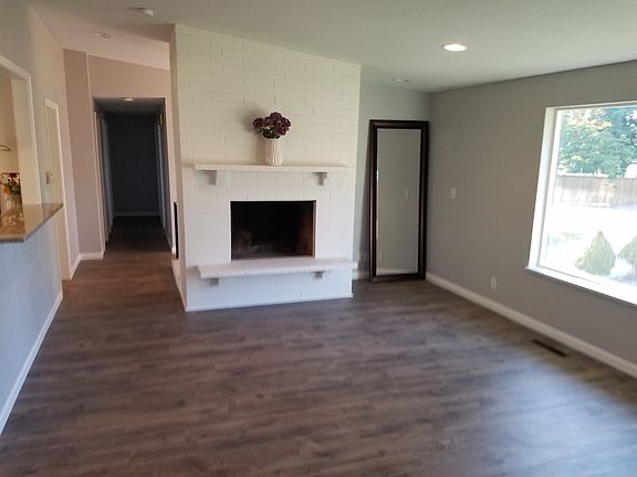 5th image of 7402 22nd St W