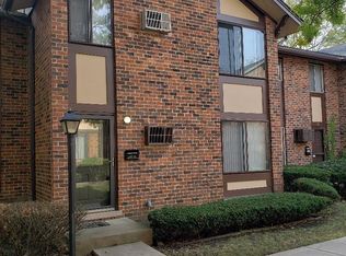 18W109 Kirkland Ln, Villa Park, IL 60181