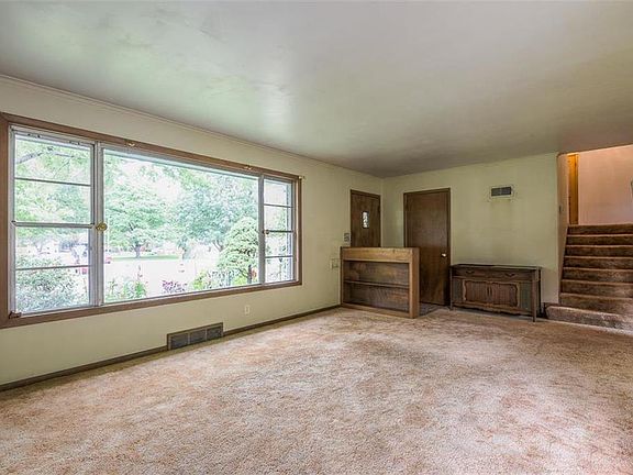 5th image of 5012 Reinhardt Dr