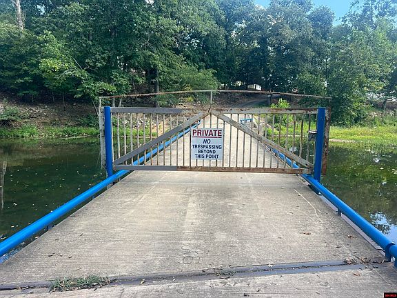 3rd image of 0 Shadow Oak Ln