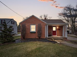 3881 E Birchwood Ave, Cudahy, WI 53110
