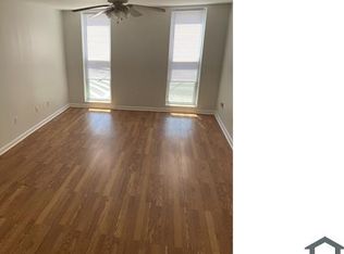 2538 E Oliver St, Baltimore, MD 21213