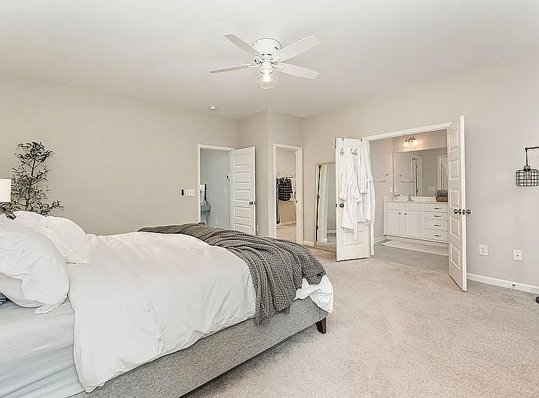1049 Lathrop Ln — Photo 22