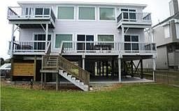 2nd image of 7206 Avenue N 1/2
