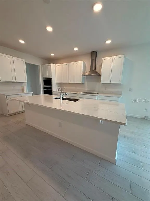 4 bed, 3.0 bath, 3556 sqft, $3,300 — Photo 2