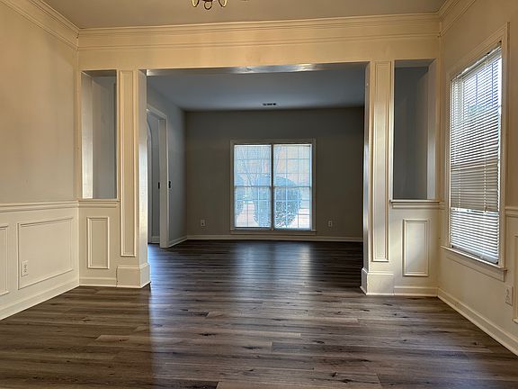 4th image of 710 Kimball Parc Way