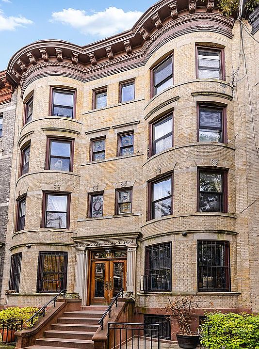 1st image of 114 Garfield Pl APT 1R