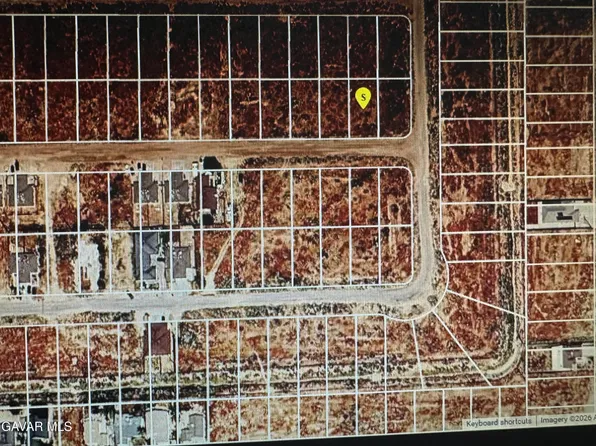 4 Quezon Ave, California City, CA 93505