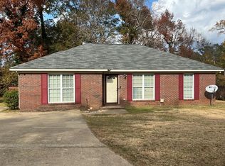 625 SE Wandering Ct, Columbus, GA 31907