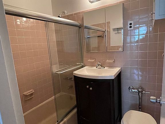 5th image of 48 W 87th St APT 4B