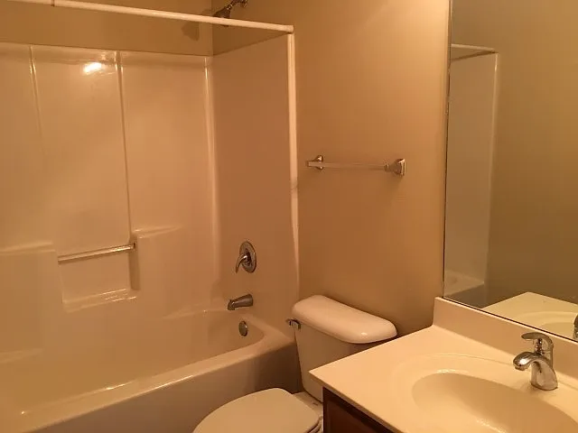 4010 Farmville Ct — Photo 9