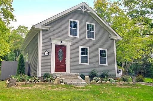3rd image of 24 Sibley St