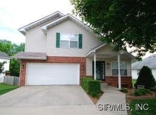 2014 Woodstream Dr, O Fallon, IL 62269