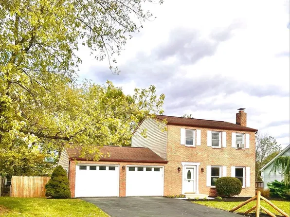 2040 Chevy Chase Dr, Harrisburg, PA 17110