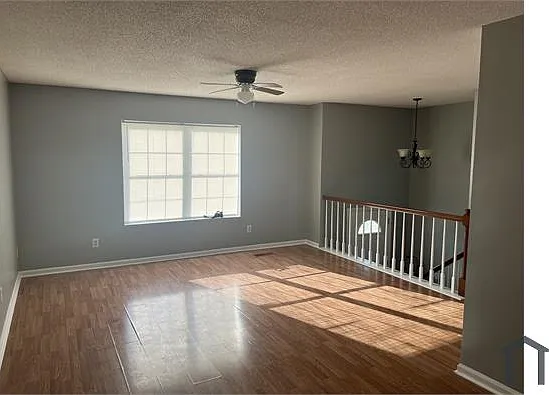 821 Winslow Way — Photo 6