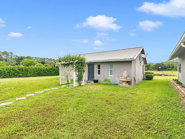 2770 E Rd — Photo 17