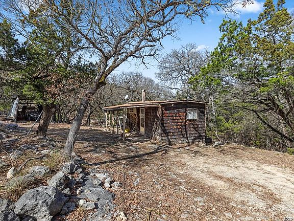 4th image of 2633 Jackson Creek