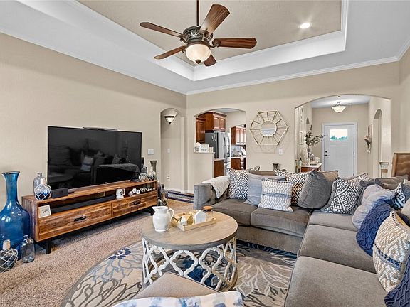 4th image of 807 Maci Ct